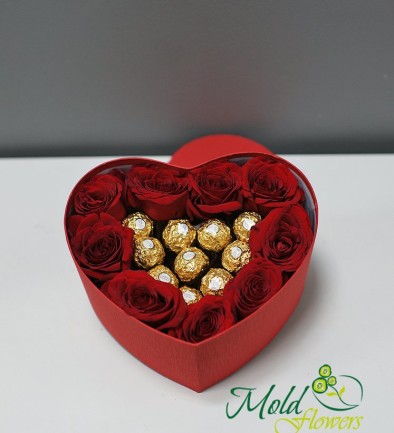 Коробка-сердце с красными розами и Ferrero Rocher №2 Фото 394x433